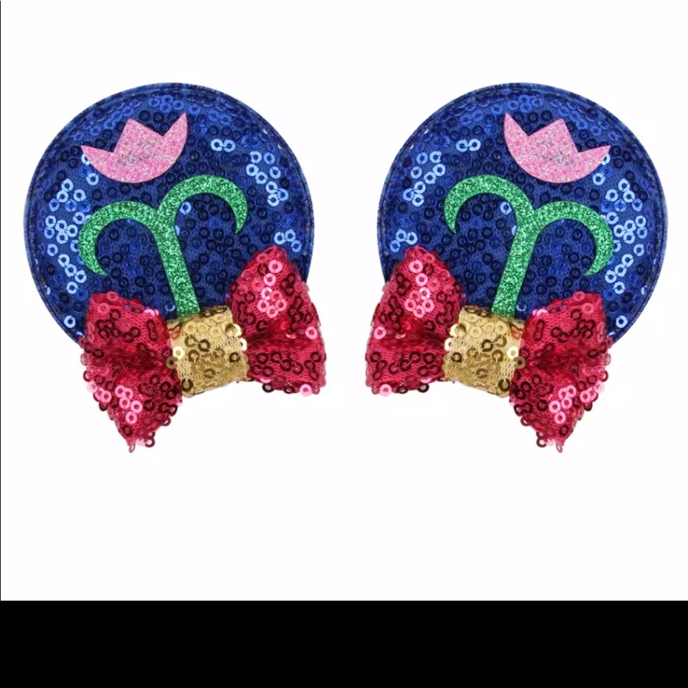 Ana inspired mouse ear pig tails